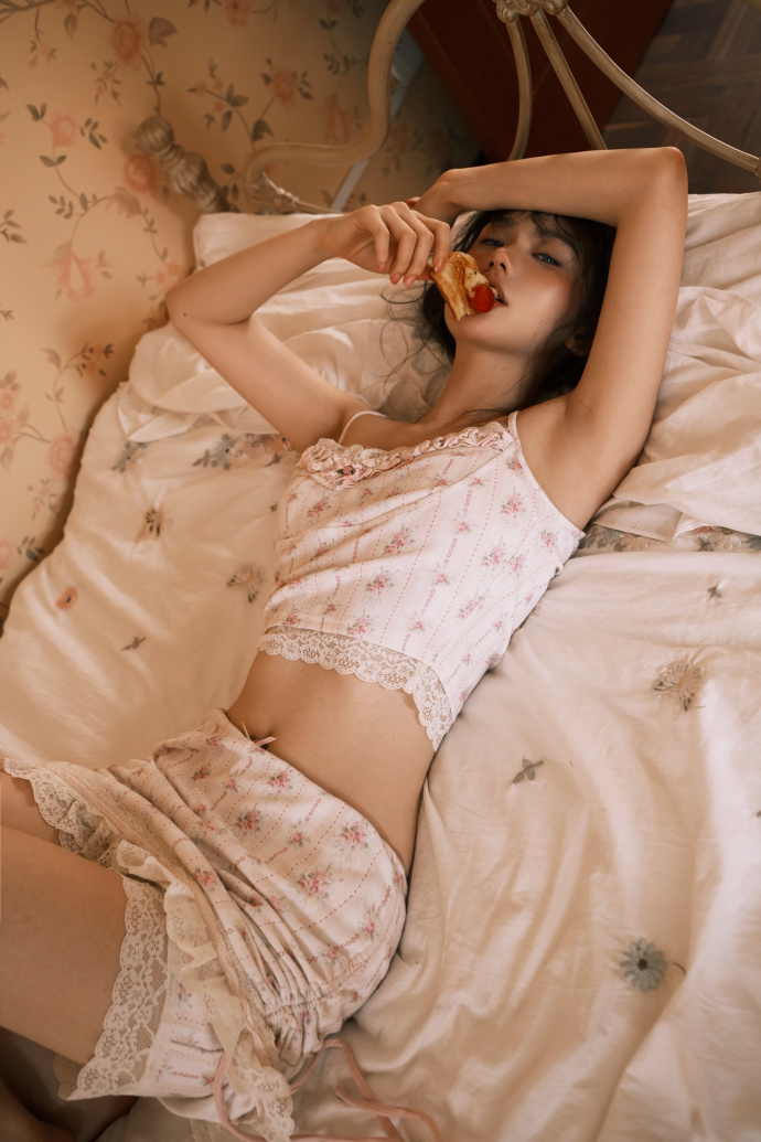 蜘蛛池如何配合内链策略？